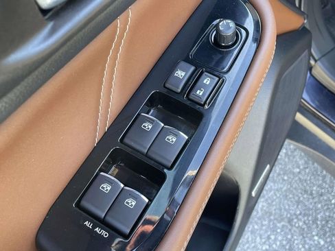 Used 2018 Subaru Outback 3.6R Touring image 6