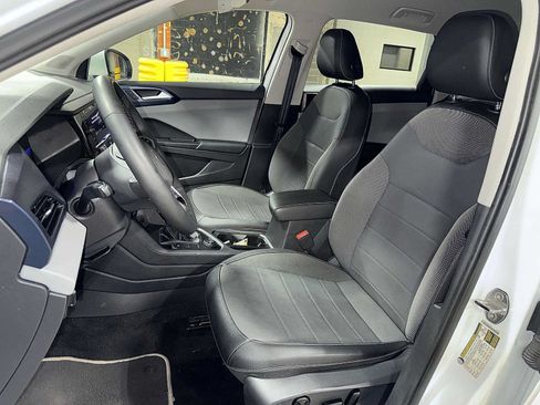 Used 2022 Volkswagen Taos SE AWD/4WD image 15