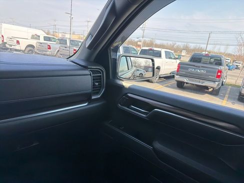 Used 2023 Chevrolet Silverado 1500 LT image 23