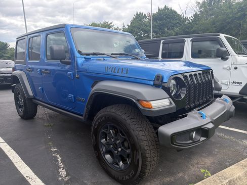 Used 2023 Jeep Wrangler Unlimited w/ Convenience Group AWD/4WD image 1