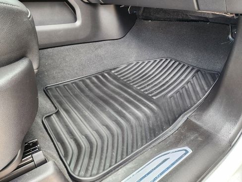 Used 2021 GMC Sierra 1500 SLT w/ SLT Convenience Package image 51