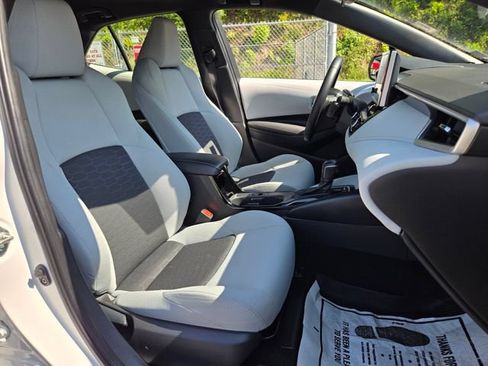 Used 2025 Toyota Corolla SE FWD image 20