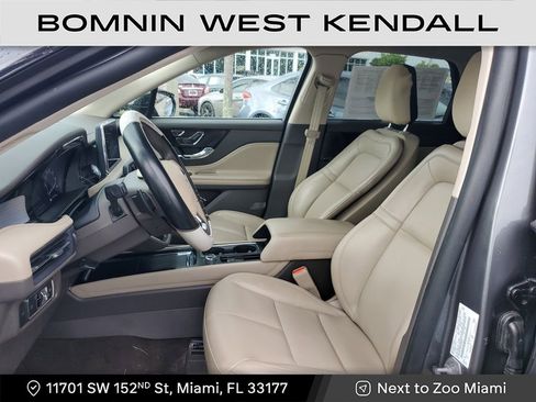 Used 2022 Lincoln Corsair Standard image 23