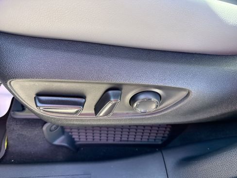 Certified 2026 Toyota Sienna XLE image 14