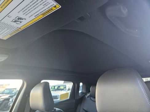 New 2025 Jeep Compass Limited w/ Sun & Sound Group image 17