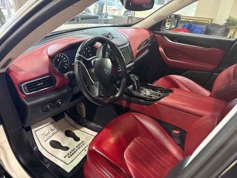 Used 2022 Maserati Levante GT image 13