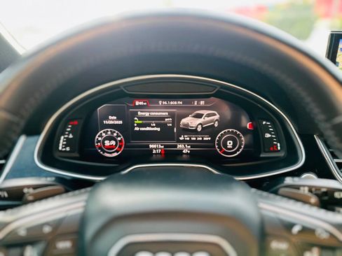 Used 2017 Audi Q7 3.0T Premium Plus w/ Premium Plus Package image 17