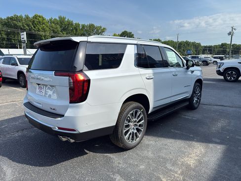New 2026 GMC Yukon Denali RWD image 5