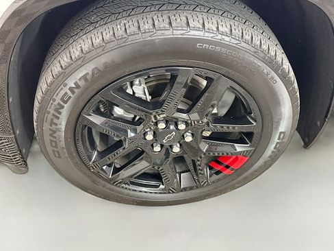 Used 2023 Chevrolet Traverse Premier w/ Redline Edition image 36