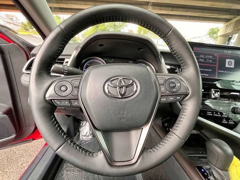 Used 2021 Toyota Camry XSE w/ Cold Weather Package FWD image 27
