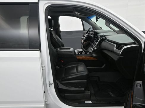 Used 2018 Chevrolet Tahoe Premier AWD/4WD image 37