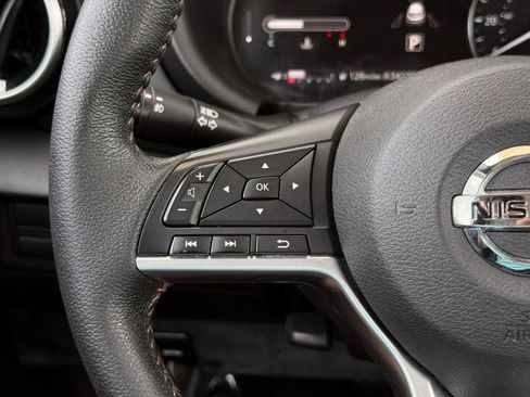 Used 2021 Nissan Kicks SR w/ SR Premium Package FWD image 32