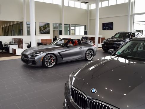 Certified 2024 BMW X7 M60i w/ Executive Package image 52