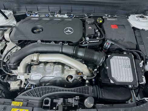 Certified 2025 Mercedes-Benz GLB 250 4MATIC image 36