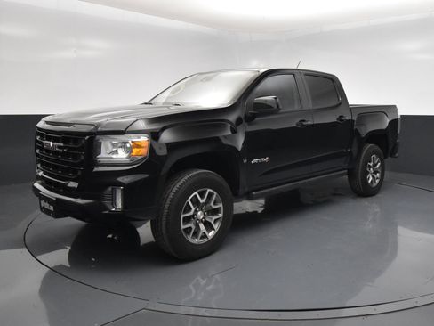 Used 2022 GMC Canyon AT4 w/ Driver Alert Package AWD/4WD image 2
