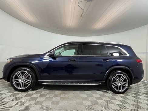 Used 2022 Mercedes-Benz GLS 450 4MATIC image 4