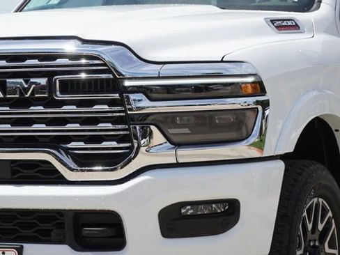 New 2026 RAM 2500 Limited AWD/4WD image 4