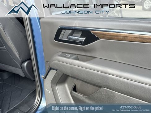 Used 2025 Chevrolet Suburban High Country w/ Sun And Tow Package AWD/4WD image 43