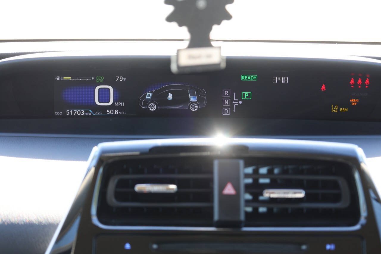 Used 2017 Toyota Prius Two w/ Prius Two Safety Plus Package FWD image 19