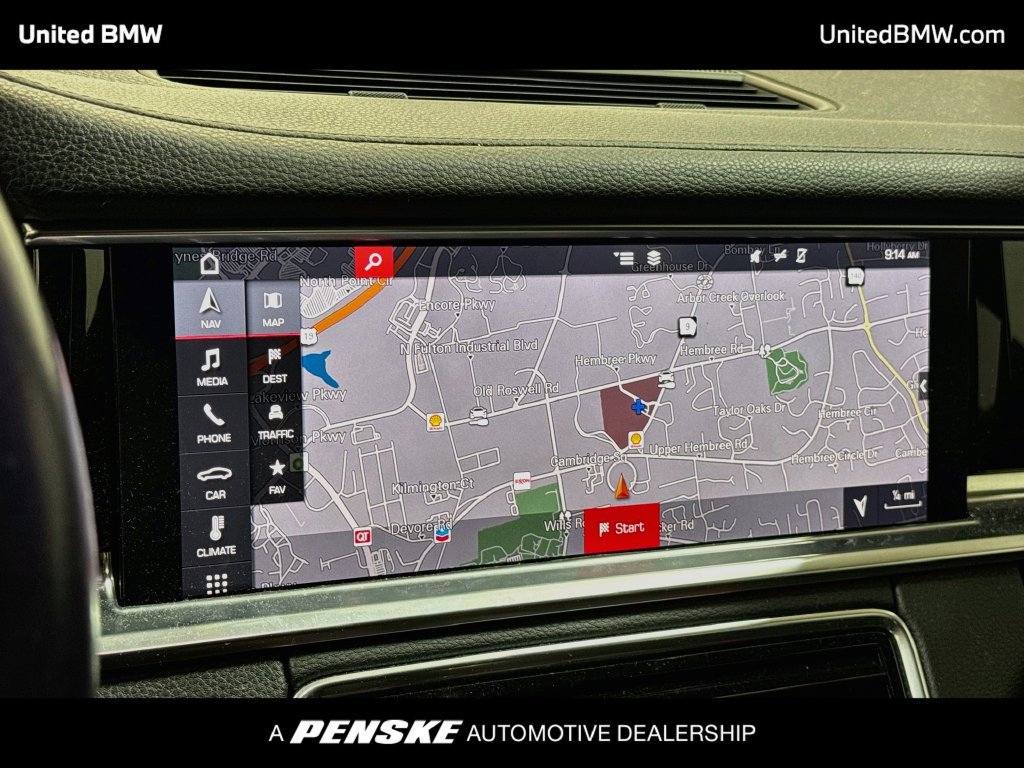 Used 2020 Porsche Panamera RWD image 17