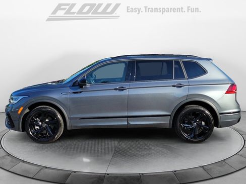 Certified 2023 Volkswagen Tiguan SE R-Line FWD image 5