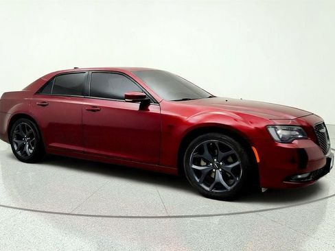 Used 2022 Chrysler 300 S RWD image 3