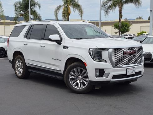 Used 2022 GMC Yukon Denali AWD/4WD image 2
