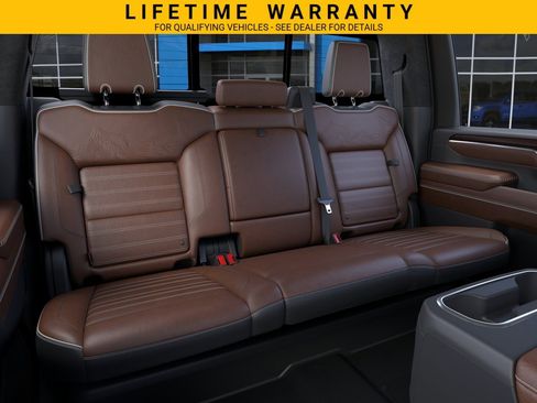 New 2026 GMC Sierra 2500 Denali Ultimate AWD/4WD image 17