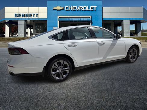Used 2025 Honda Accord EX-L image 7
