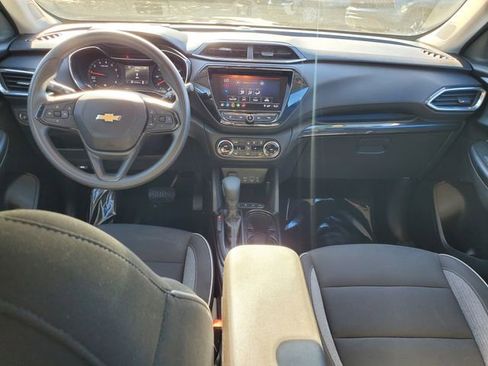 Certified 2023 Chevrolet TrailBlazer LT w/ Convenience Package AWD/4WD image 15