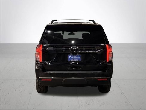 Used 2022 Chevrolet Tahoe Z71 AWD/4WD image 11
