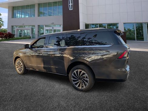 New 2026 Lincoln Navigator L Black Label AWD/4WD image 5