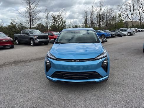 New 2027 Chevrolet Bolt LT w/ Comfort Package FWD image 2