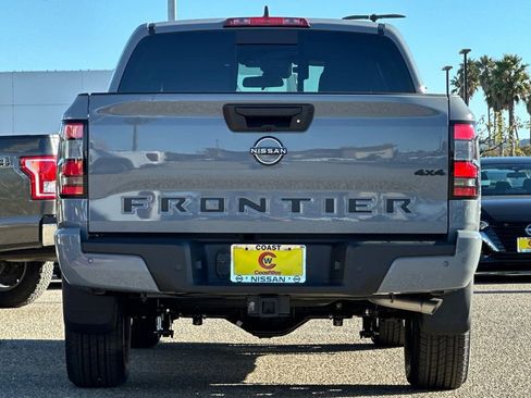New 2026 Nissan Frontier SV w/ SV Convenience Package image 6
