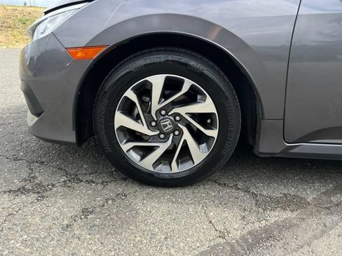 Used 2018 Honda Civic EX image 27