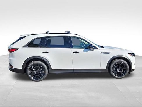 Certified 2025 MAZDA CX-70 3.3 Turbo w/ Premium Package AWD/4WD image 3