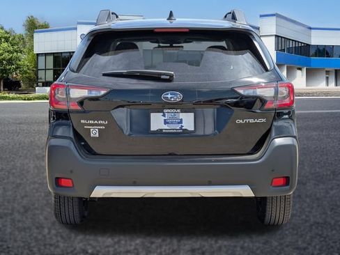 Certified 2025 Subaru Outback Limited AWD/4WD image 4
