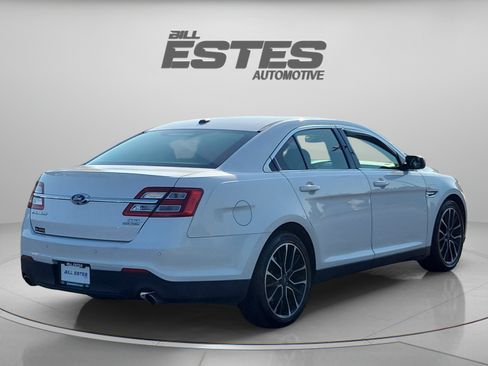 Used 2018 Ford Taurus SEL w/ Equipment Group 201A FWD image 4