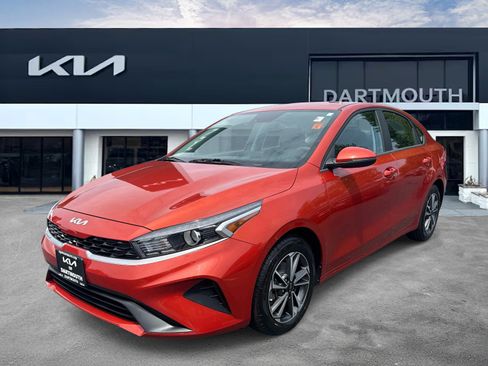 Used 2023 Kia Forte LXS w/ LXS Technology Package FWD image 1