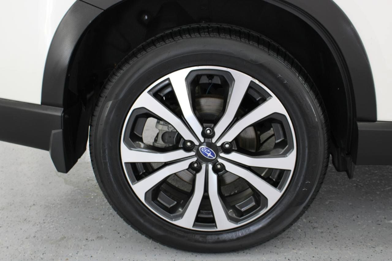 Used 2019 Subaru Forester Limited AWD/4WD image 90