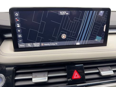 Used 2025 Genesis G70 2.5T image 61