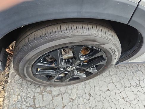 Used 2023 Honda HR-V Sport image 7