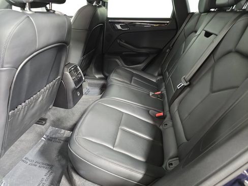 Used 2020 Porsche Macan S AWD/4WD image 24