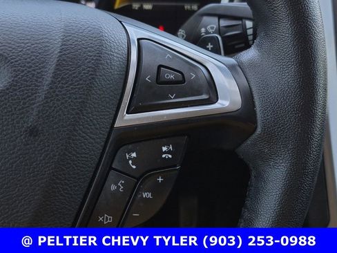 Used 2019 Ford Fusion SEL image 20