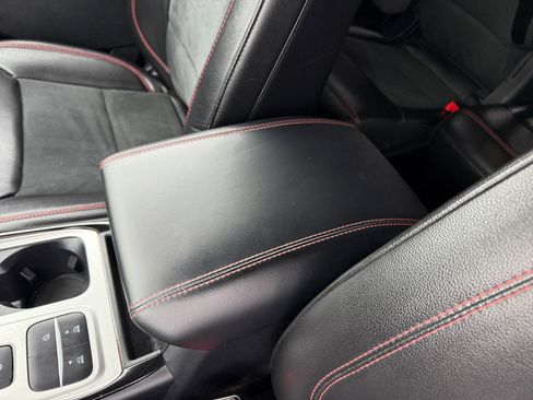 Certified 2022 Ford Explorer ST-Line image 14