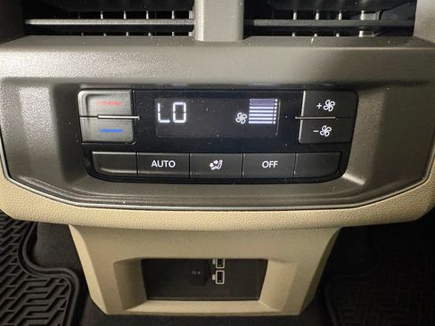 Used 2019 Volkswagen Atlas SE FWD image 41