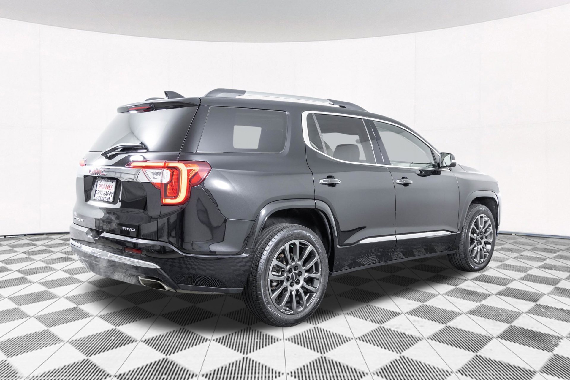 Used 2023 GMC Acadia Denali w/ Black Diamond Edition AWD/4WD image 21