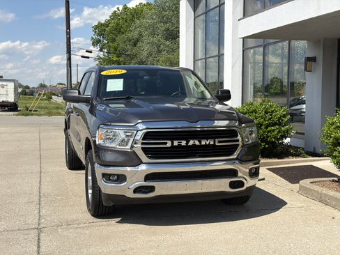 Used 2019 RAM 1500 Big Horn AWD/4WD image 19
