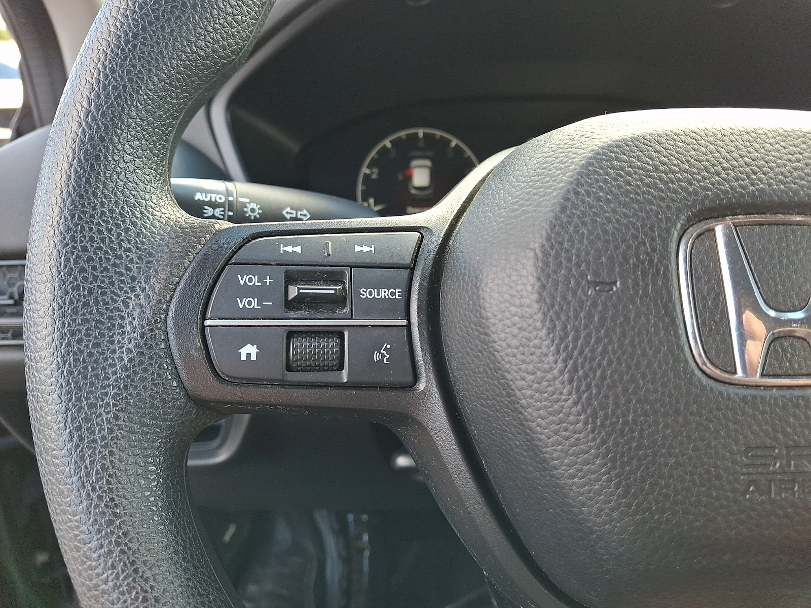 Used 2024 Honda HR-V LX image 21