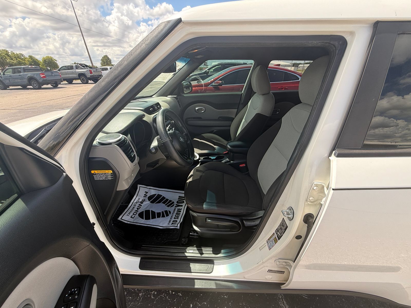 Used 2016 Kia Soul FWD image 12